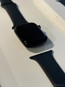 Apple Watch SE (Gen 2) 44mm Midnight - 3