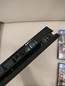 Playstation 4 slim 2 hry + ovladač - 3