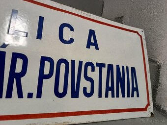 smaltovaná tabuľa Ulica Slov. Nár. Povstania SNP - 3