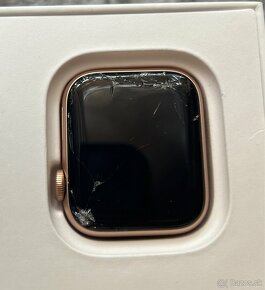 Apple watch SE 2022 40mm - 3