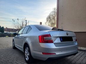 Škoda Octavia 1.6 TDI Elegance Max R.V.2015 - 3