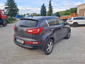 Kia Sportage 1.6i - 3