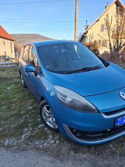 Renault Grand Scenic III 1,5 dci, r.v. 2012, 7 miestne - 3