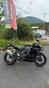 Kawasaki ZX4-R - 3