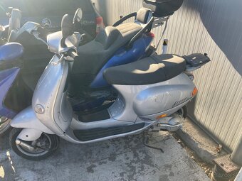 Skuter vespa 125 - 3