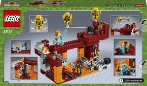 LEGO® Minecraft 21154 - 3