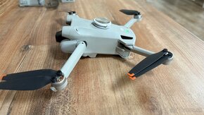 DJI Mini 3 Pro Fly More Combo - 3