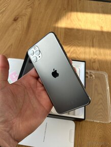 iPhone 11 Pro Max 64 gb Space grey + prislušenstvo - 3