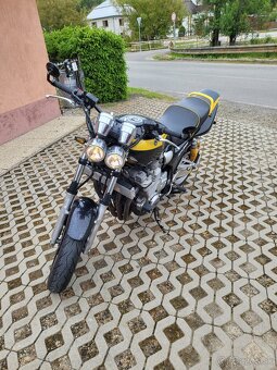 Yamaha XJR1300 - 3