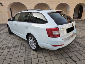 Škoda Octavia Combi 1.6 TDI M5 JOY Navi DVD R17 Orig. KM - 3