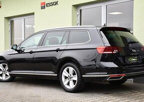 Volkswagen Passat 2.0TDi ELEGANCE ACC ČR 1.M 110 kw - 3