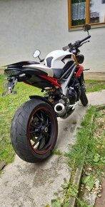 Triumph speed triple R 1050 - 3