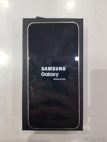 Samsung S24 - 3