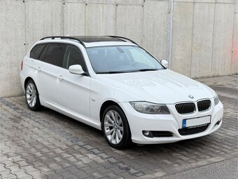 BMW E91 330d xDrive 2010 A/T - 3