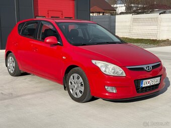 Hyundai i30 1.6 CRDi VGT 115k Style - 3