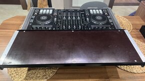 DJ KONZOLA - DENON DJ MCX8000 - 3