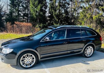 ŠKODA SUPERB 2 2.0TDI 103kW DSG 4X4 OUTDOOR COMBI - 3