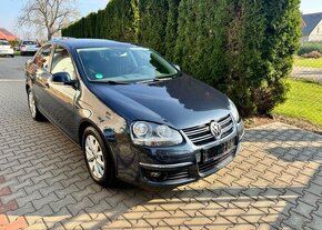 Volkswagen Jetta 1,4 TSi Pravid.servis, 1 Majit benzín - 3