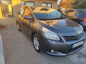 Toyota Verso 1.8 benzín 7 miestne - 3