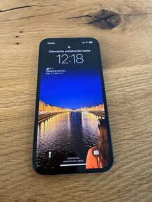 iPhone 13 128GB + bezdrôtová nabíjačka - 3