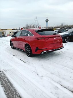 KIA ProCeed 1,5 T-GDi 7DCT GT-LINE MY25 - 3