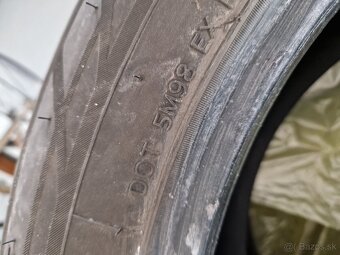 Letne 235/55 R19 - 3