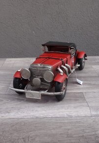 Retro model – auto červené. - 3