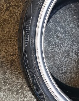 225/40 r18 - 3