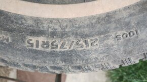 Pneu 215/75 R15 - 3