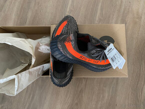 YEEZY boost 350 v2 Carbon Beluga veľkosť 46 - 3