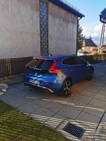 Volvo V40 D3 2.0 l , R-Design - 3