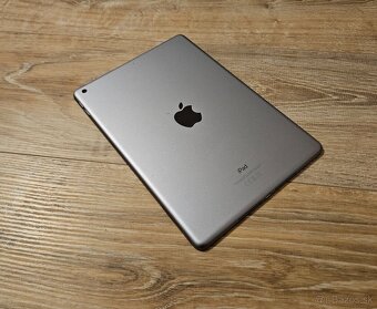 Apple iPad 6 32gb - 3