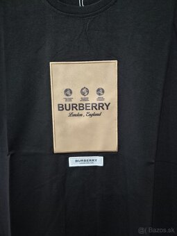 Čierne tričk Burberry - 3