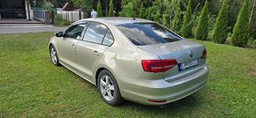 Volkswagen Jetta 2.0 TDI Business Highline - 3