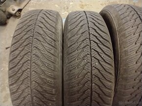 Predam 4ks zimne 165/70 r14 - 3