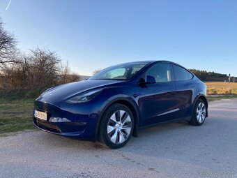 Tesla Model Y AWD Long Range - 3