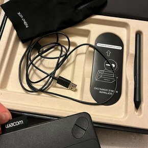 Wacom intuos graficky tablet S - 3