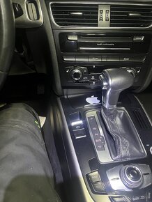 Rozpredam Audi A4 B8,5 facelift avant 2.0tdi automat - 3