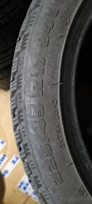 225/45 r17 94v - 3