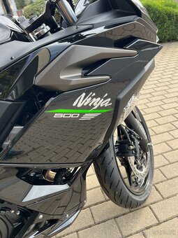 Kawasaki Ninja 500 čierna - 3