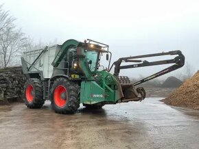 Claas Xerion 3800  NHS450 štiepkovač dreva - 3