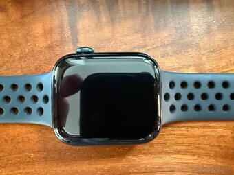 Apple Watch Series 7 45mm Nike Edition – TOP stav - 3