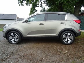 Kia Sportage 2,0CRDi 100kW 4x4 automat, tažné, pěkná výbava - 3