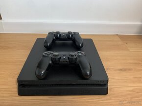 Predám Ps4 Slim - 3