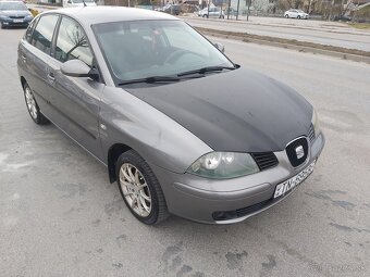 Seat Ibiza 1.4i 16V Signo - 3