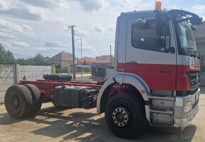 Predám Mercedes-Benz AXOR 1829, podvozok alebo s nadstavbou - 3