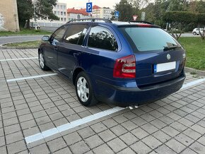 Škoda Octavia Combi 2.0TDI ELEGANCE - 3