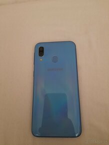 Samsung A40 - 3