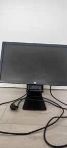 Monitor HP E231 - 3