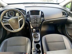 predam vymenim Opel Astra Sport Tourer  inzerat platny - 3